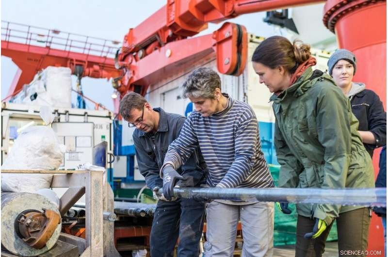 Deep-Sea Evidence Shows Last Ice Age Still Influences Marine Environments
