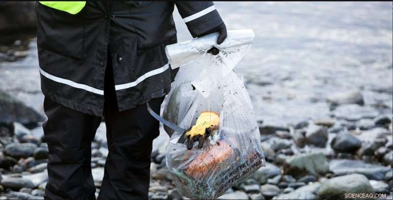 AI-Powered App Traces Ocean Plastic Origins