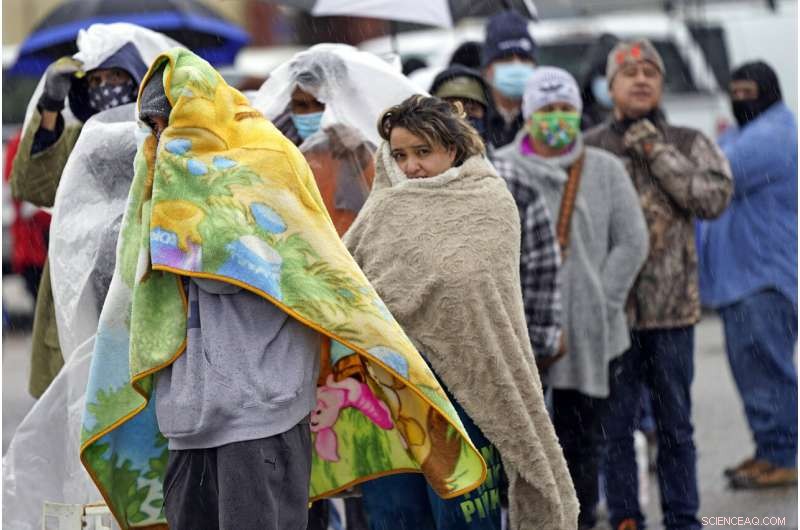 Extreme Weather Drives the Evolution of Climate Misinformation