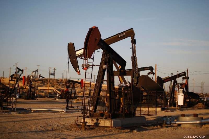 California Announces 2024 Ban on New Fracking Permits