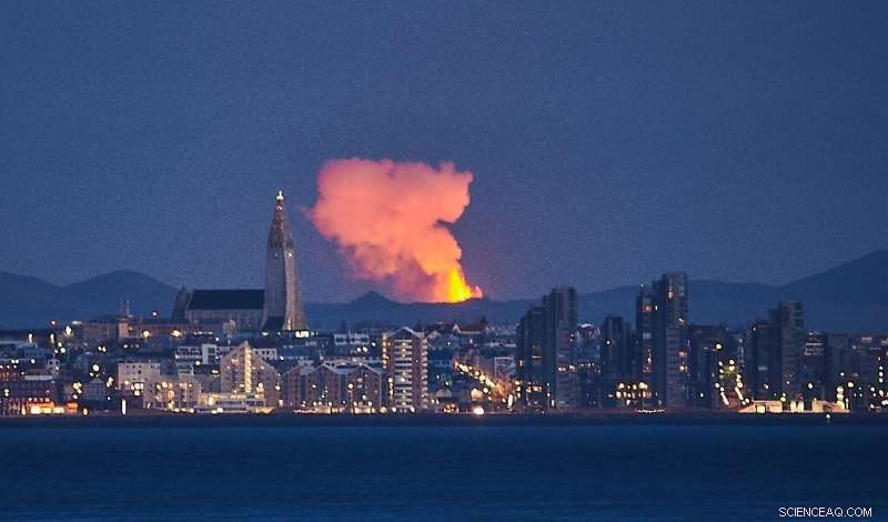 Iceland s Fagradalsfjall Volcano: Awe-Inspiring Lava Geysers Draw Thrilled Tourists