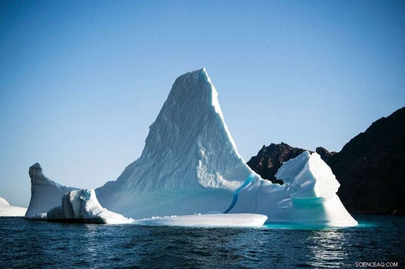 ESA Reports Breakoff of World s Largest Iceberg from Antarctica
