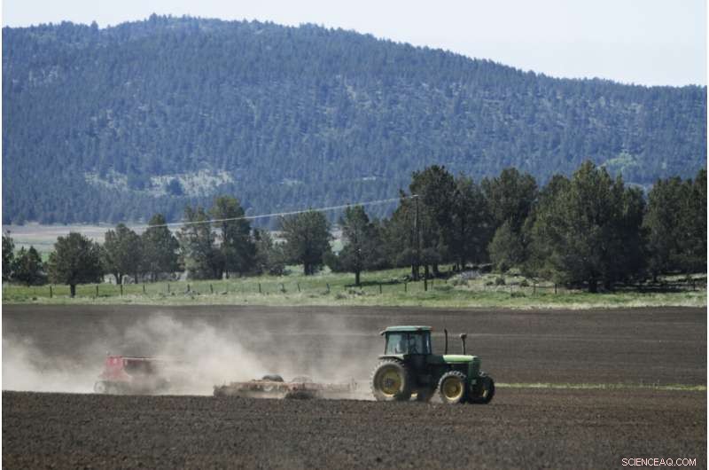 Water Crisis Intensifies Along Oregon-California Border: A Deepening Environmental Crisis