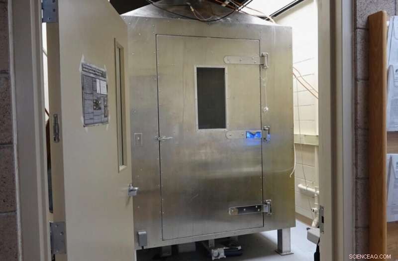 How Cold Wildfire Smoke Contributes to Water‑Repellent Soils in Burned Landscapes