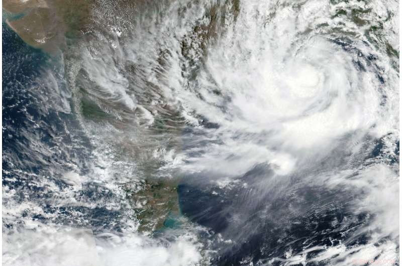 Cyclone Yaas Strikes India and Bangladesh: 6 Fatalities, 1.1 Million Evacuated