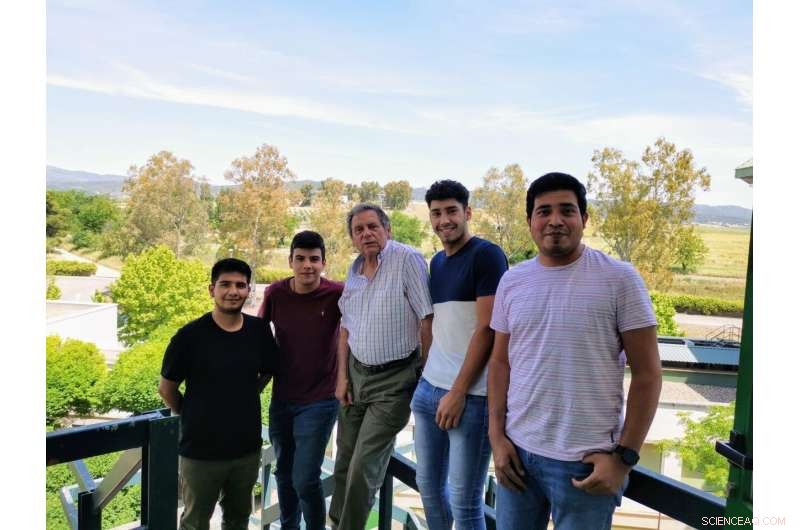 Lab-Formulated Herbicide Blends Reduce Environmental Impact Compared to Commercial Mixes