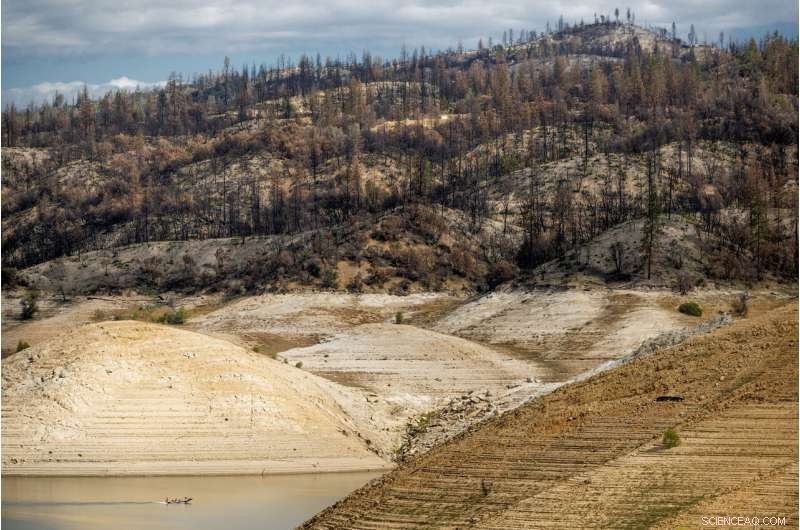 California Reservoirs Strain Under Drought Ahead of Heatwave