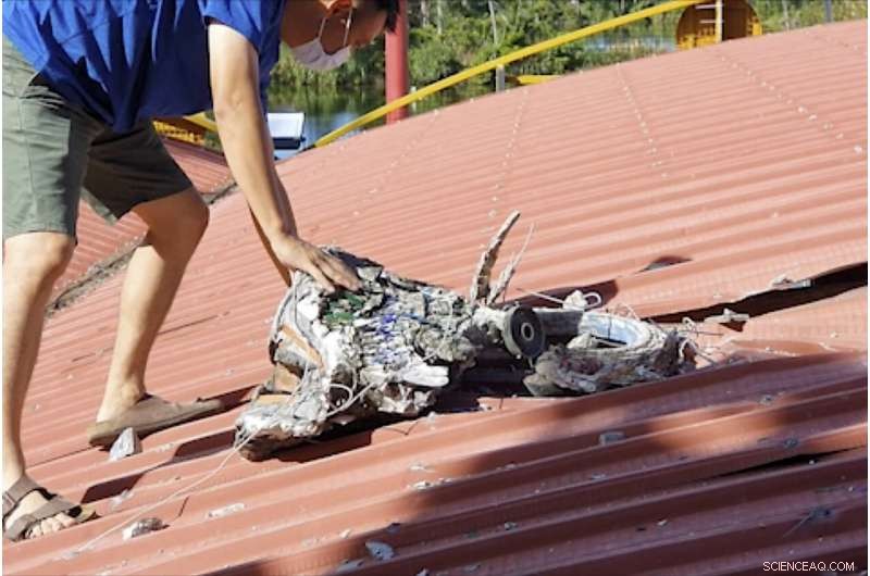 Eastern Taiwan Earthquake Swarm Causes Damage to Buildings and a Temple Roof