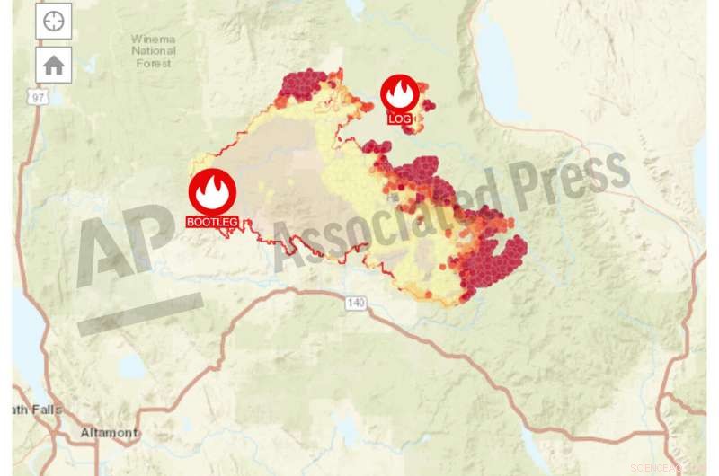 Oregon’s Largest Fire Escalates, Forces Wildlife Station Evacuation