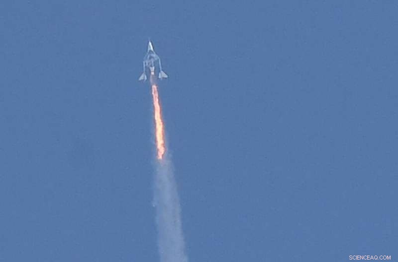 Space Tourism Grows, Raising New Environmental Concerns