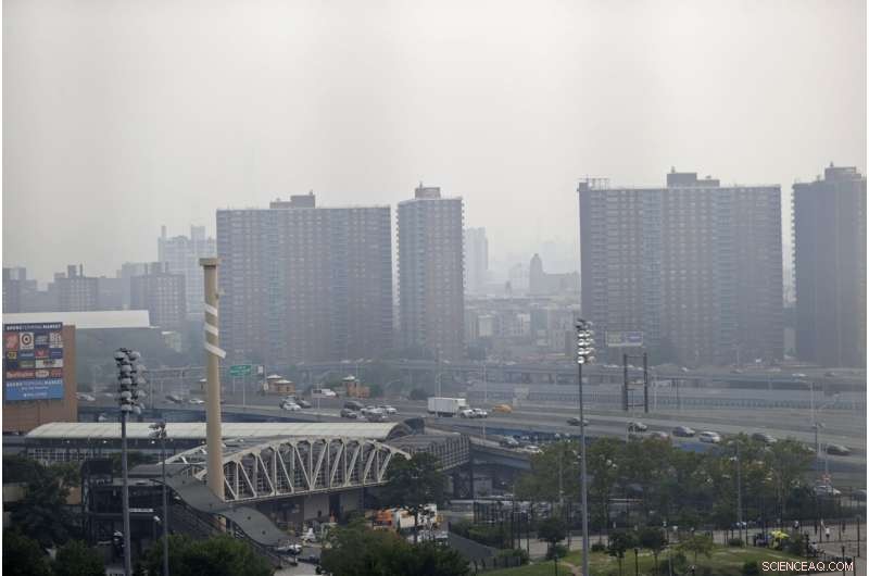 Widespread Western US Wildfires Cast Thick Haze Over East Coast