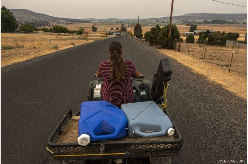 Homes Lose Water as Wells Dry Up in Drought-Stricken Basin