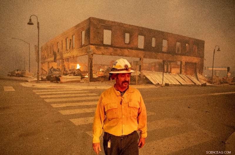 California Wildfire Expands: Evacuation Orders Extended as Dixie Fire Rages