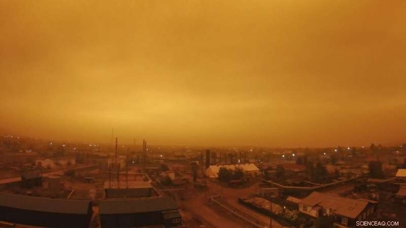Russia s Siberian Wildfires Threaten Villages, Prompting Mass Evacuations