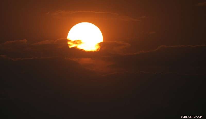 California Wildfire Rips Through Nearly 900 Buildings, Setting New Devastation Record