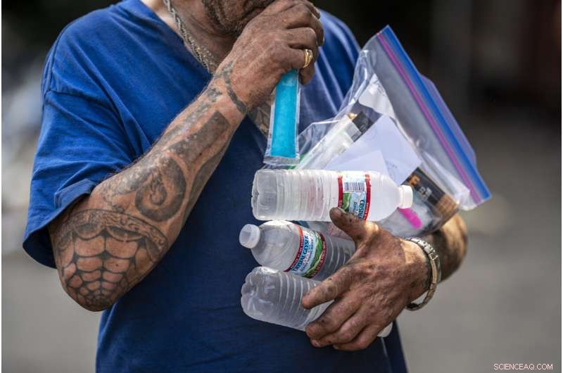 Northwest Heat Wave and Wildfire Smoke Threaten Public Health