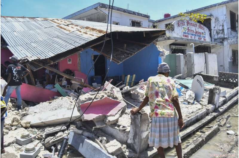 Haiti Devastated by 7.2-Magnitude Earthquake, 227 Lives Lost