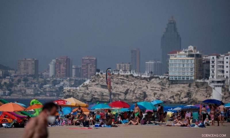 Spain Grapples with Record Heat and Devastating Fires in Avila Province