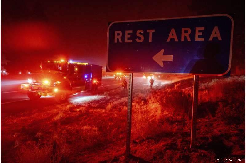 Wind‑Driven Dixie Fire Approaches California Community