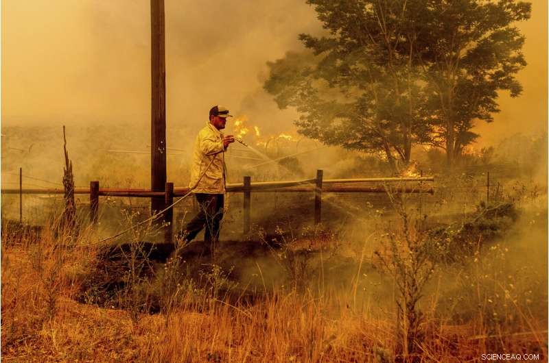 Northern California Wildfires Escalate, Threatening Communities