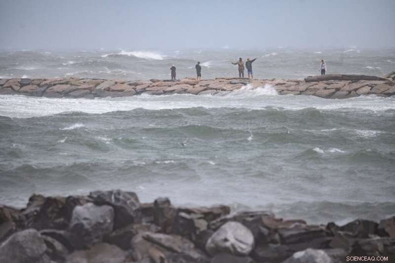 Tropical Storm Henri Strikes Rhode Island, Leaving Thousands Without Power
