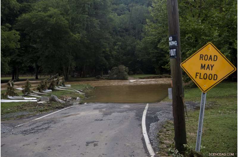 Massive Flooding in Rural Tennessee: 17-Inch Rainstorm Claims 10 Lives
