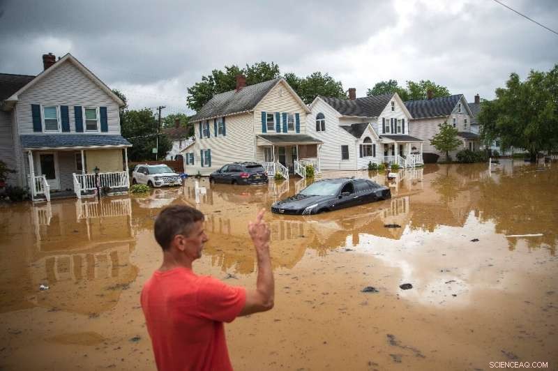 Tropical Storm Henri Strikes Northeastern U.S., Causing Widespread Power Outages