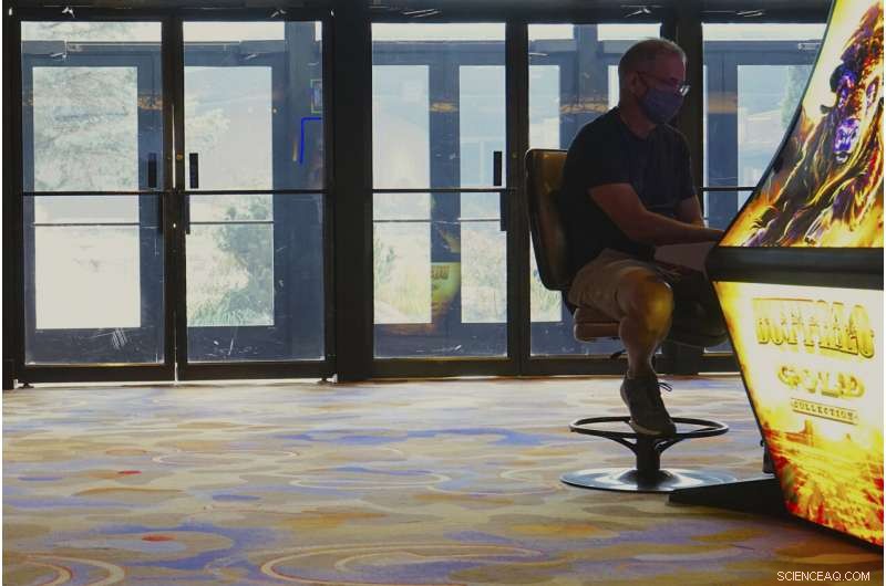 Lake Tahoe Firefighters Battle Caldor Fire, Threatening Fallen Leaf Lake