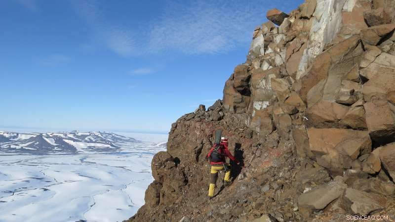 Volcanic Surge Narrowed Seas, Triggering Global Warming 56 Million Years Ago