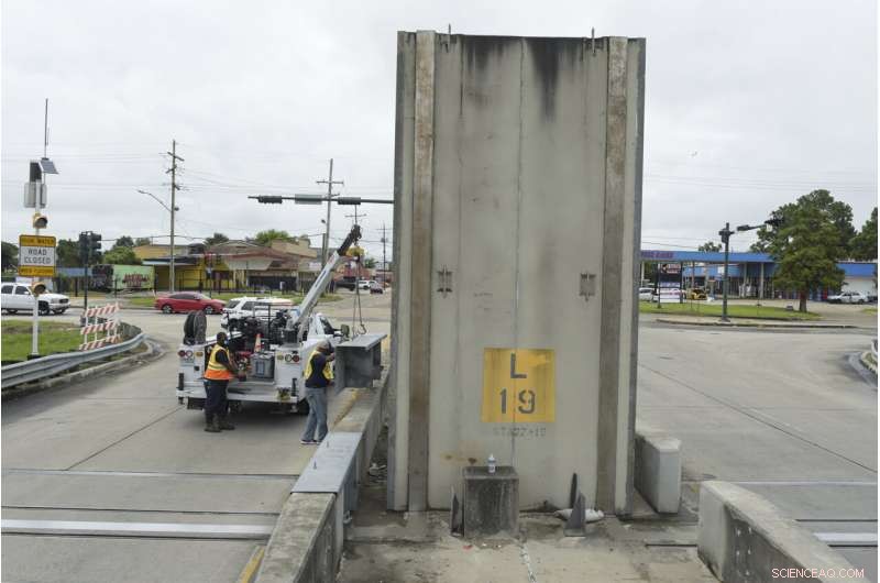 Ida Targets Louisiana on Hurricane Katrina Anniversary, Residents Brace for Impact