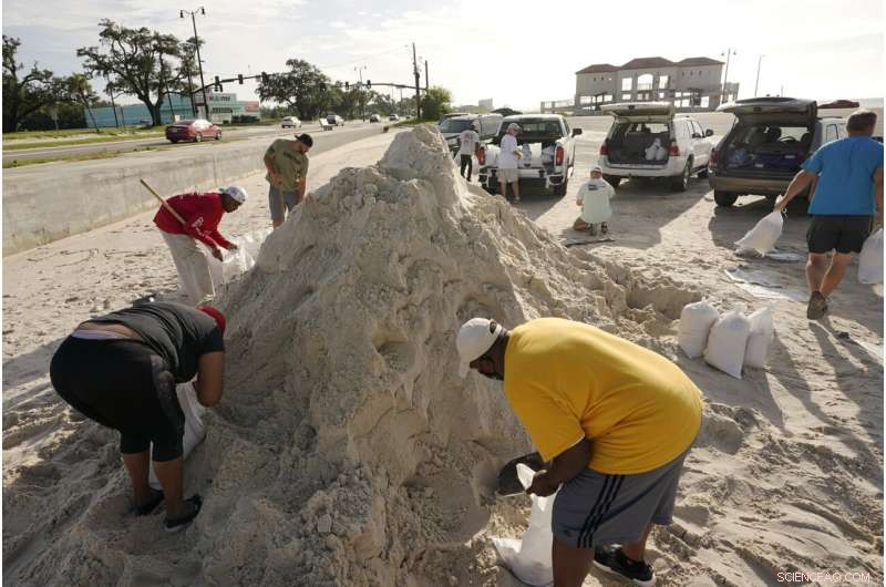Louisiana Residents Urged to Prepare as Hurricane Ida Approaches