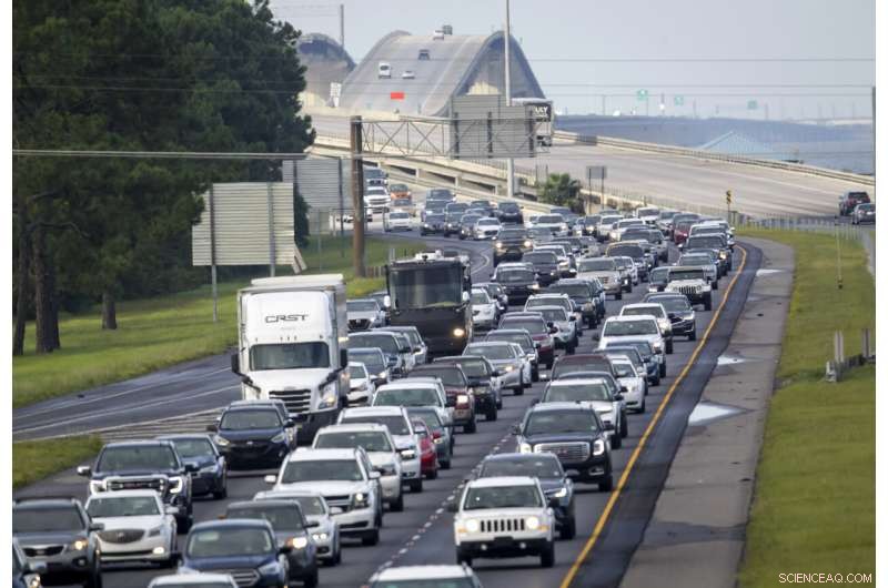 Hurricane Ida vs. Katrina: Similar Path, Stronger Yet Smaller – What Sets Them Apart