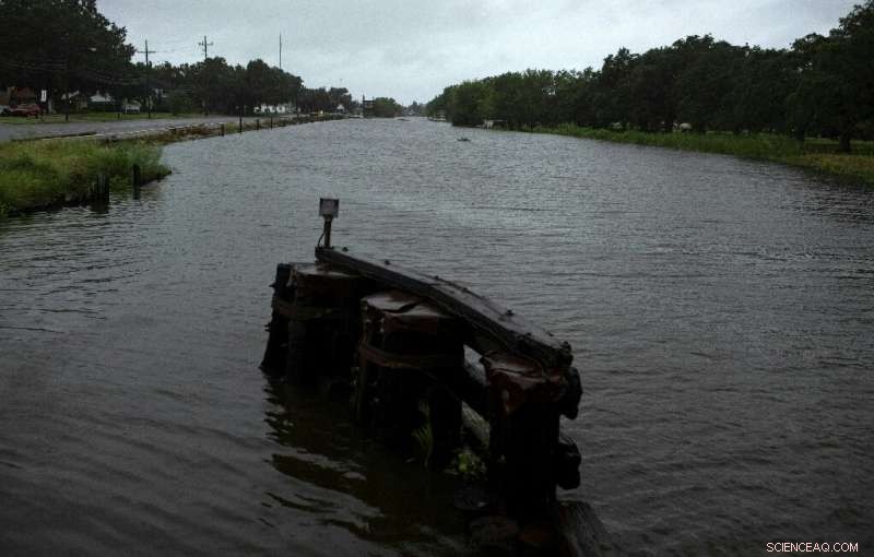 Category 4 Hurricane Ida Hits Louisiana Coast, Echoing Katrina’s Impact
