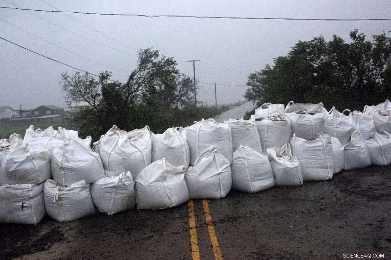 Category 4 Hurricane Ida Hits Louisiana Coast, Echoing Katrina’s Impact