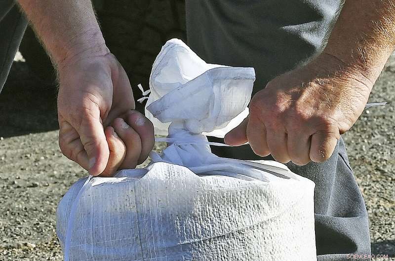 Historic Rainstorms Flood US Southwest, Flagstaff Struggles with Water Damage