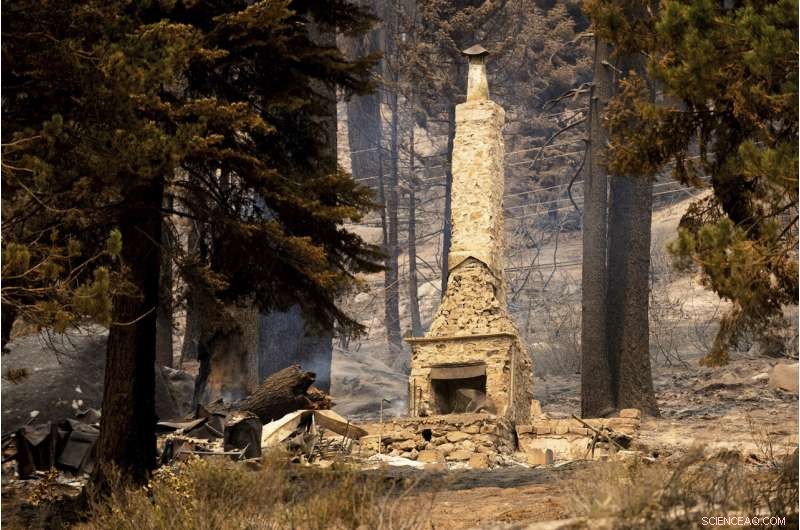 Favorable Winds Bring New Hope in California Wildfire Fight