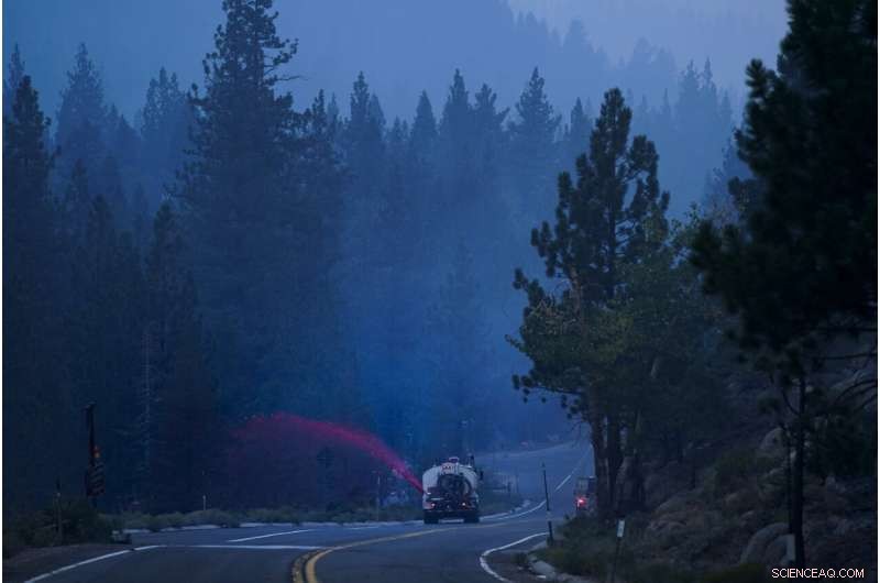 Lake Tahoe Wildfire Slows as Weather Improves