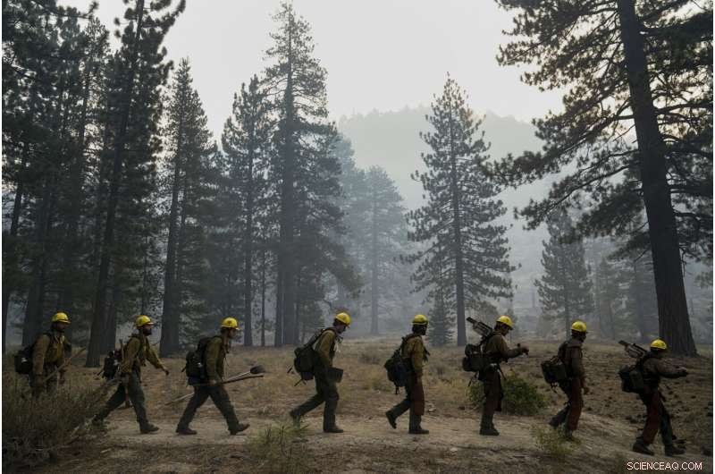 Lake Tahoe Wildfire Slows as Weather Improves