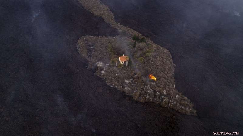 Volcano Eruption Threatens La Palma with Toxic Gas and Lava Flow