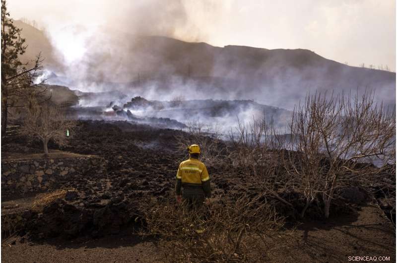 Volcano Eruption Threatens La Palma with Toxic Gas and Lava Flow