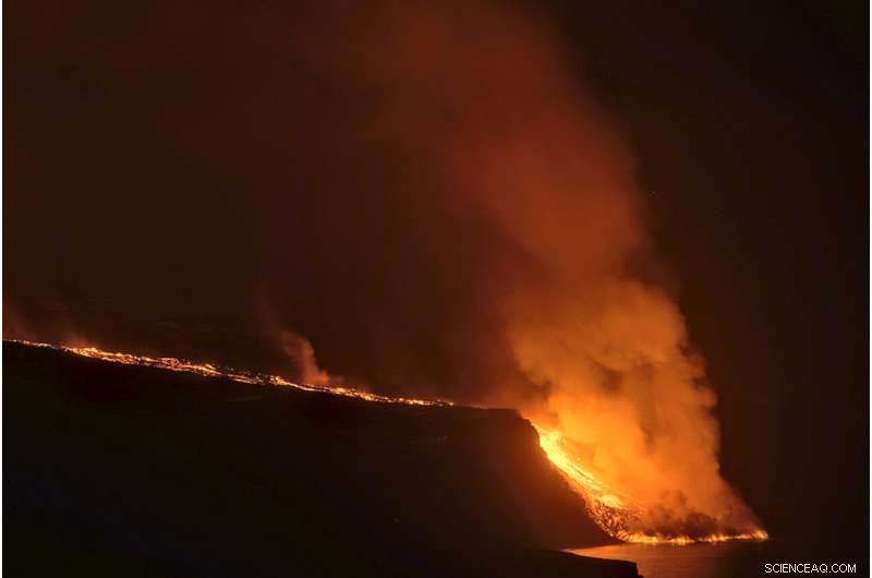La Palma Volcano’s Lava Reaches the Atlantic, Signifying a Historic Event