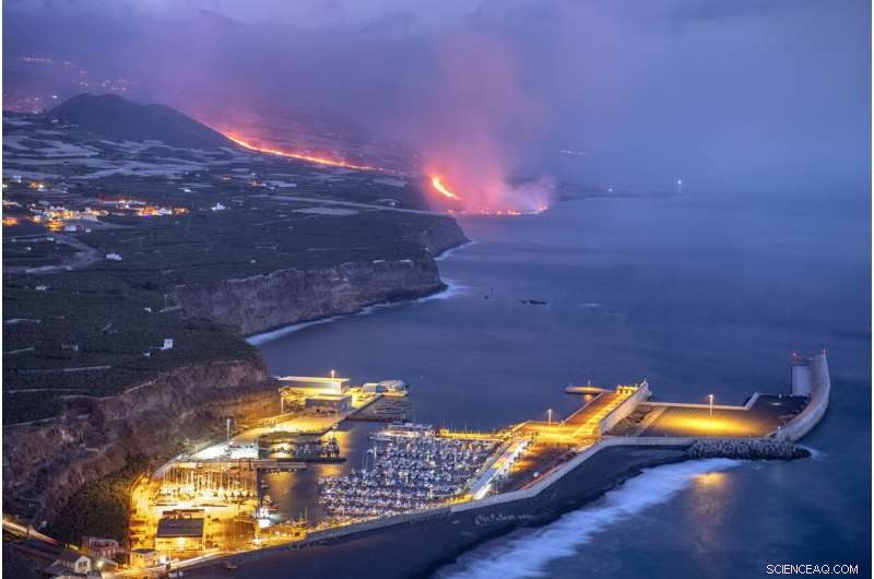 Volcanic Lava Forms New Delta, Expanding La Palma Island