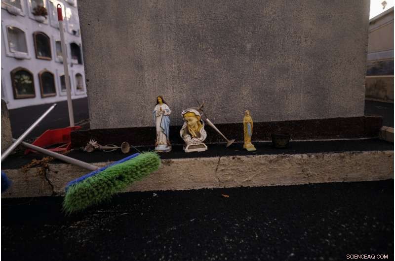 La Palma Volcano Intensifies Activity, New Fissure Opens – Authorities Monitor Situation