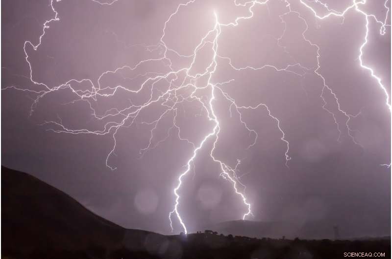 Lightning Strikes Could Temporarily Thin the Ozone Layer, Study Finds