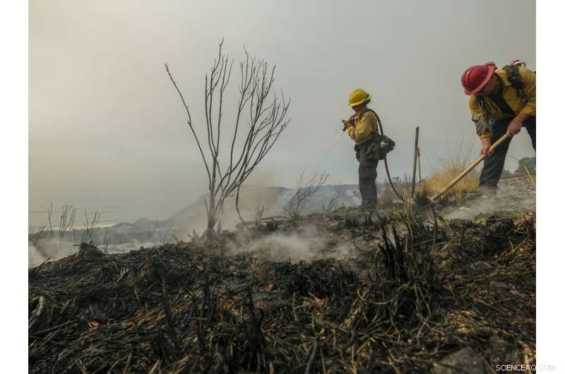 Massive Wildfire Threatens Southern California Coastal Mountains, Roadways Shut