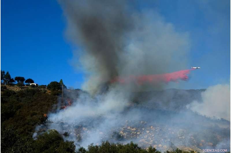 Massive Wildfire Threatens Southern California Coastal Mountains, Roadways Shut