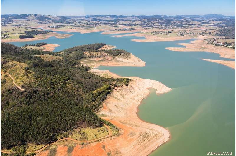 Amazon Basin Hydropower at Risk: Climate Change Threatens Energy Security