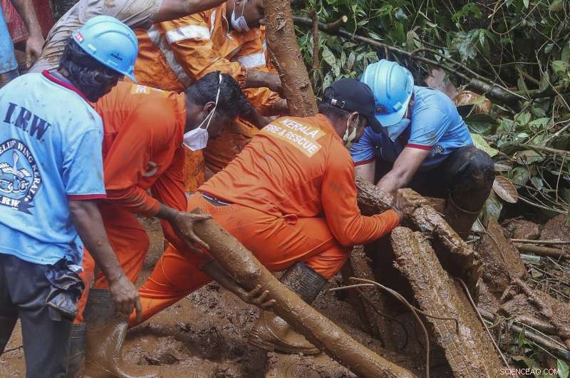 Fatal Floods and Landslides Claim 28 Lives in Southern India