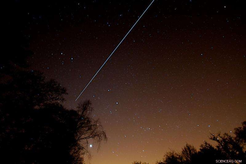 ISS Navigates Past Venus and Saturn: A Stunning Celestial Alignment
