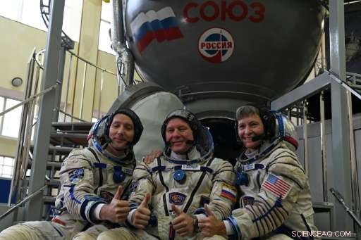 Soyuz Mission to ISS Delayed: Three Astronauts  Launch Postponed
